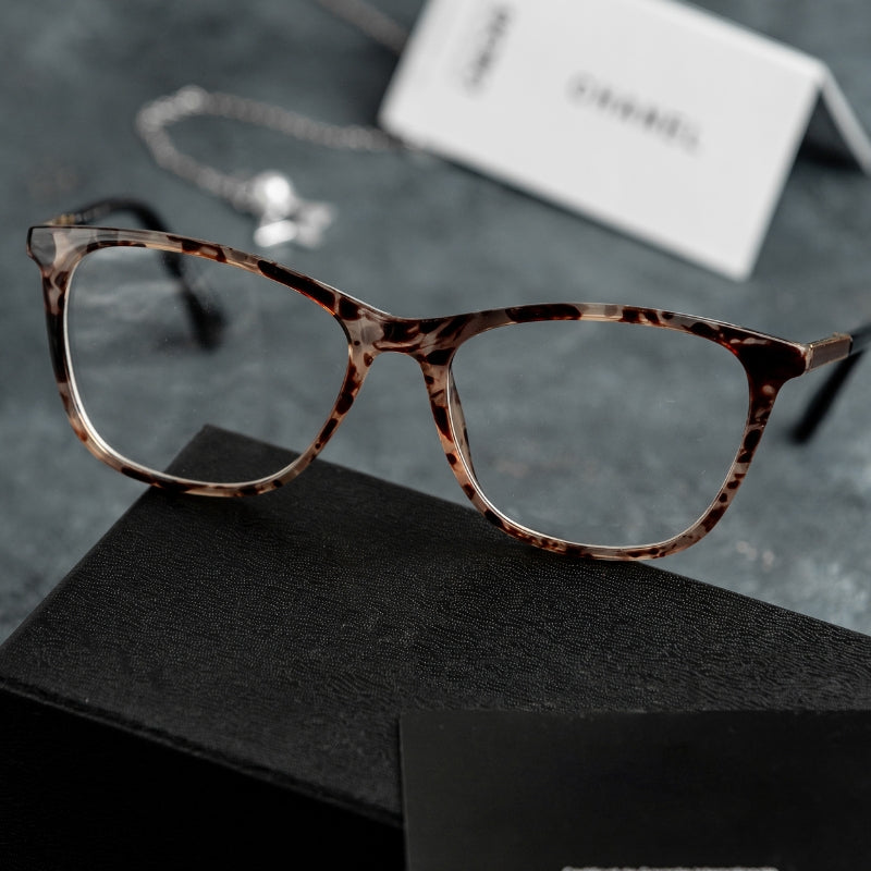 buy-designer-eyeglasses-men-pakistan