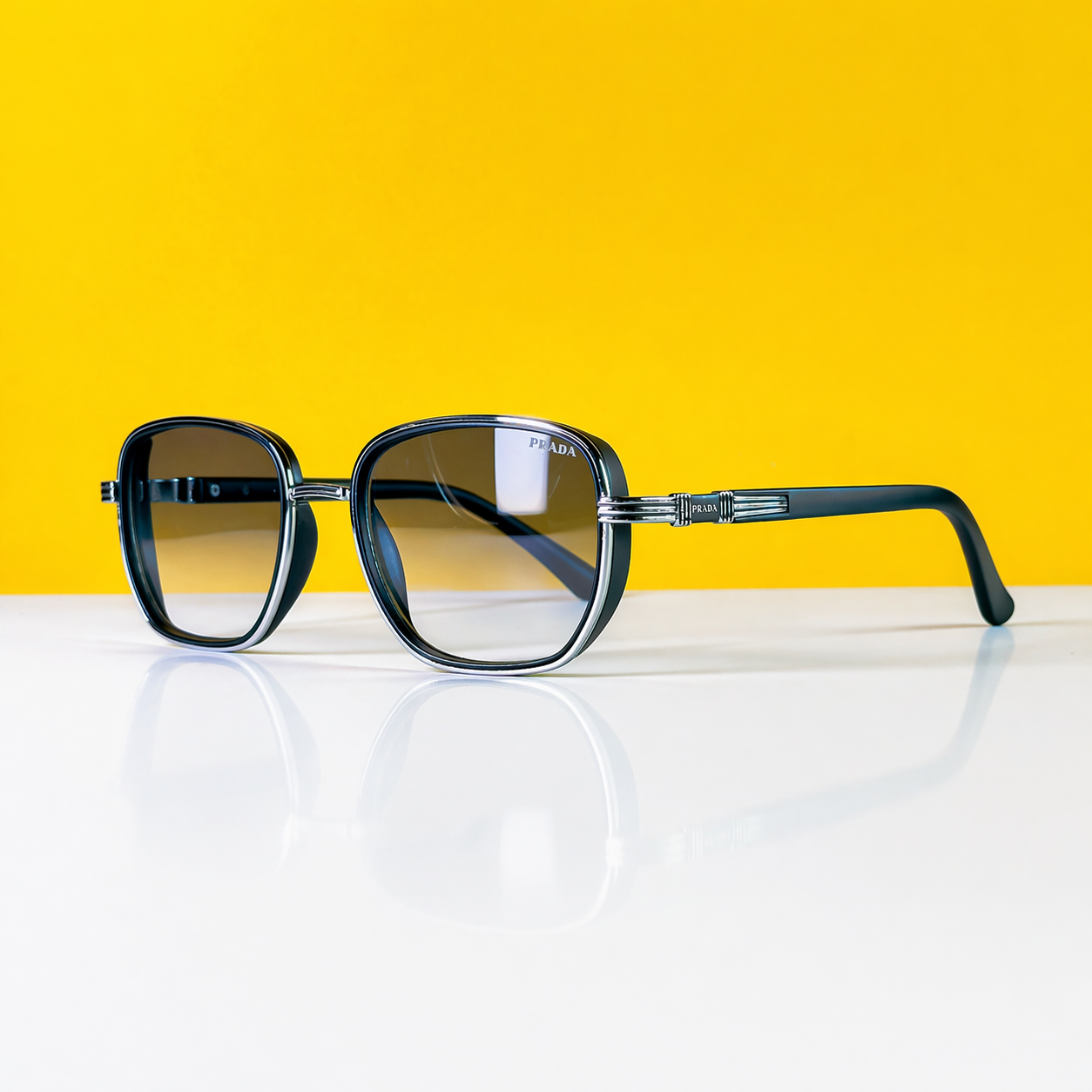 PRADA H2430