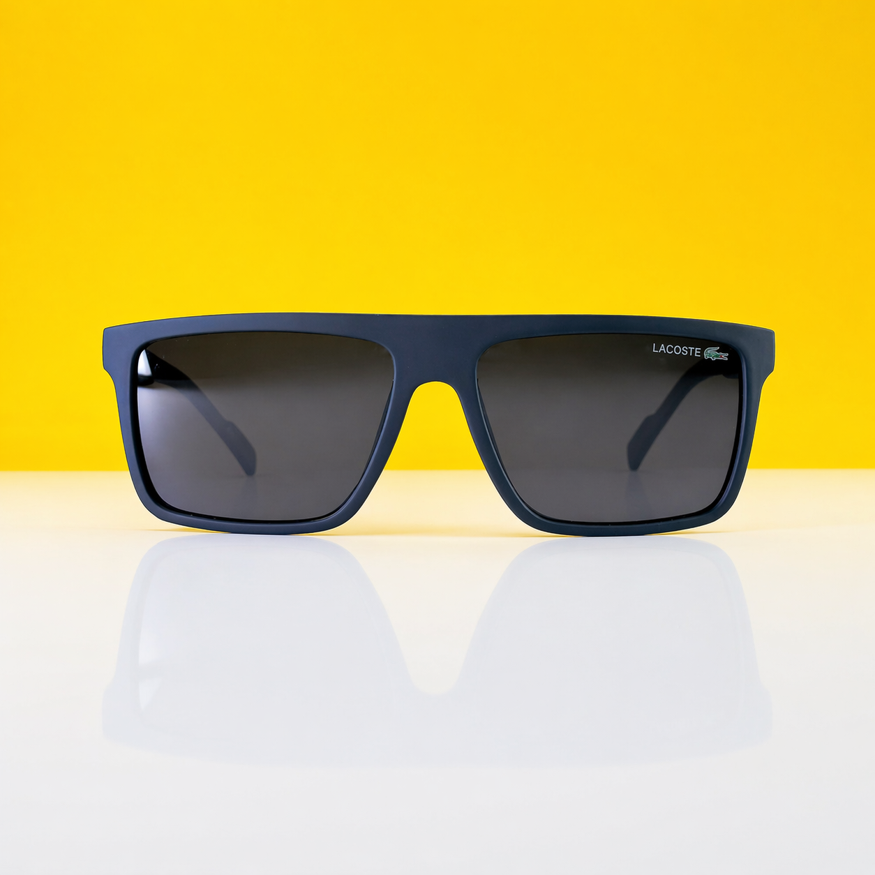 LACOSTE 21070