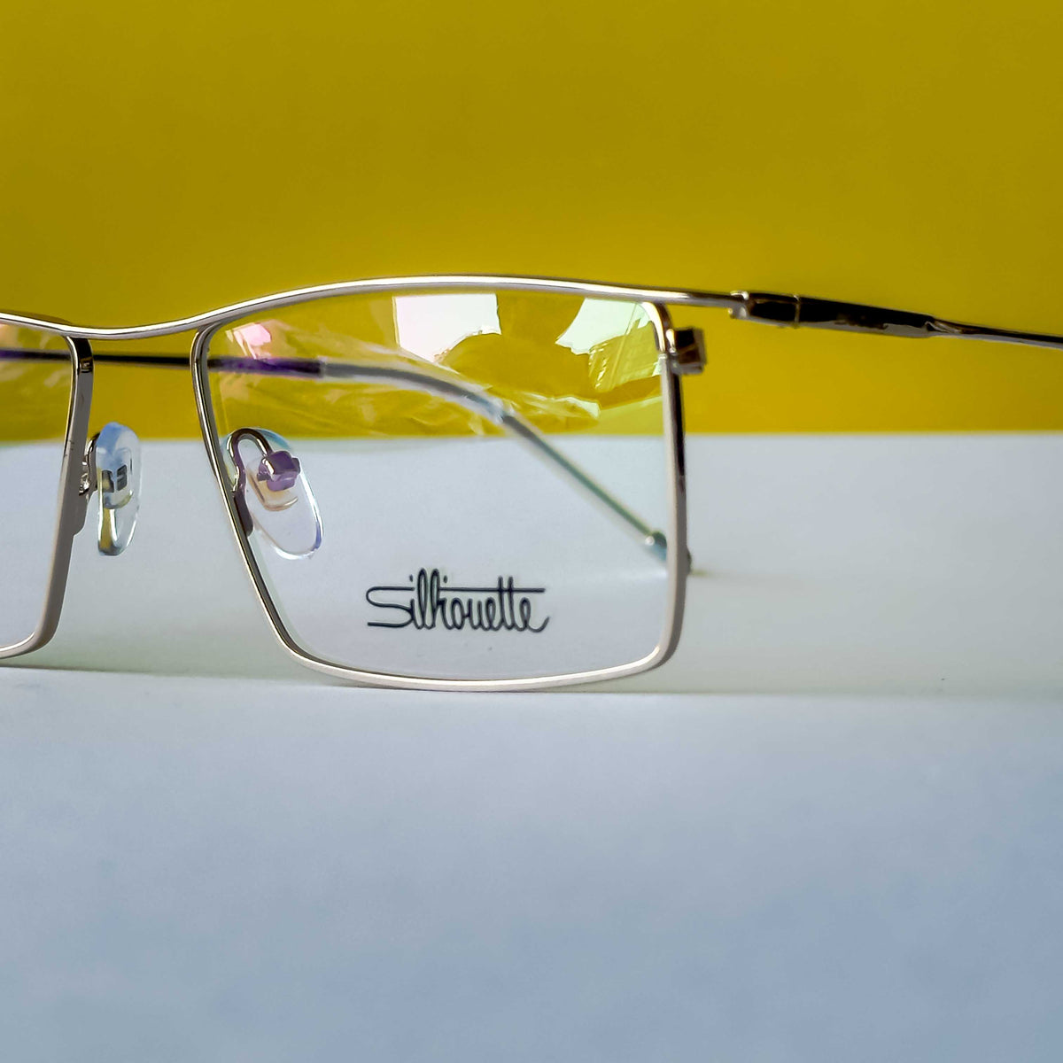 SILHOUETTE 8817