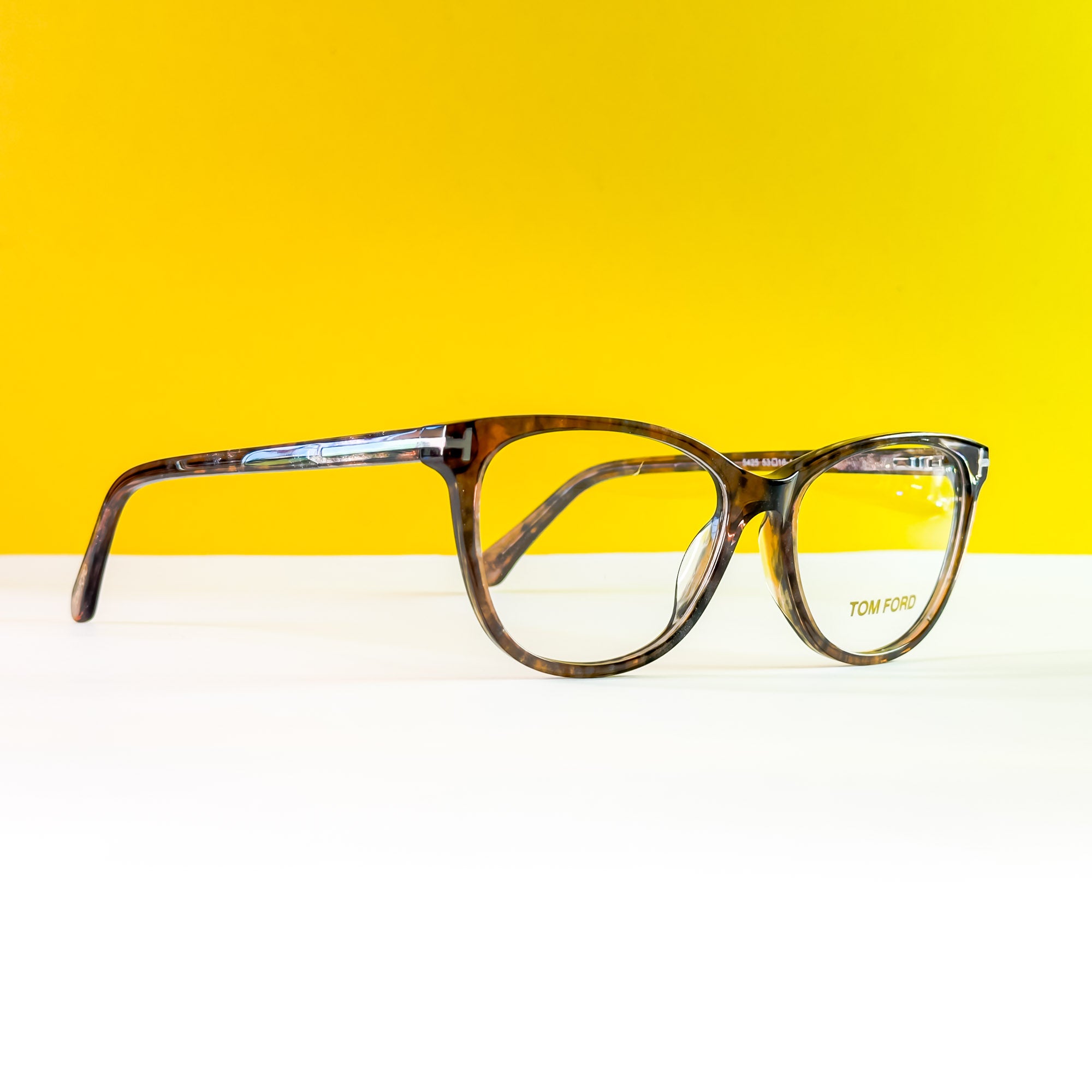 TOM FORD 5425