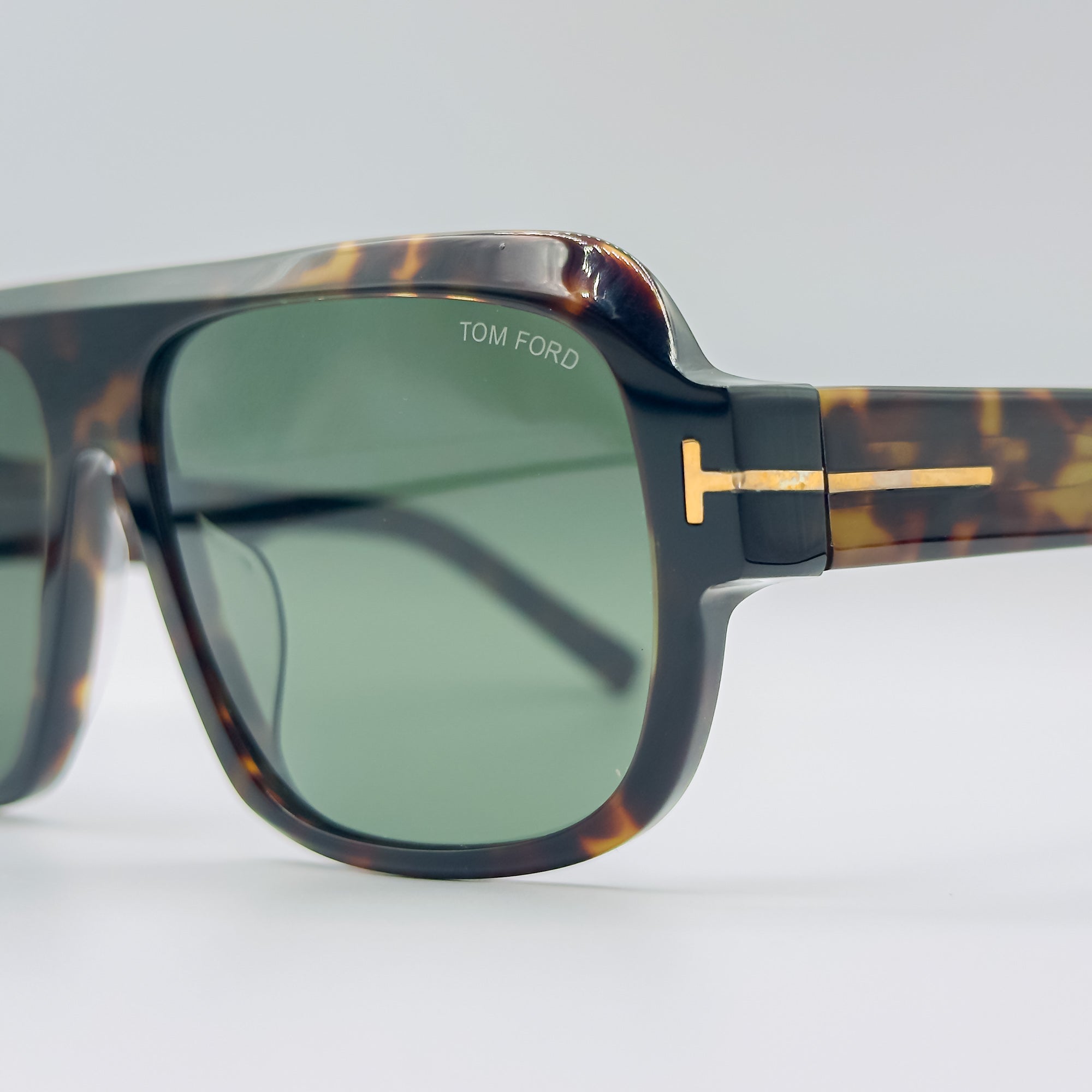 TOM FORD FT1101