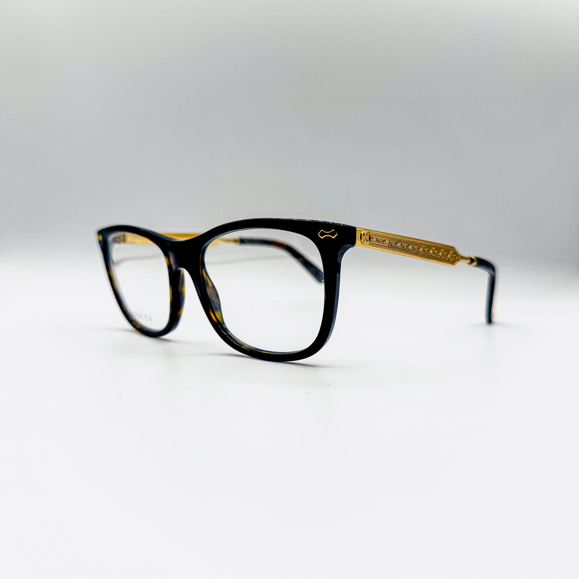 Gucci GG3852