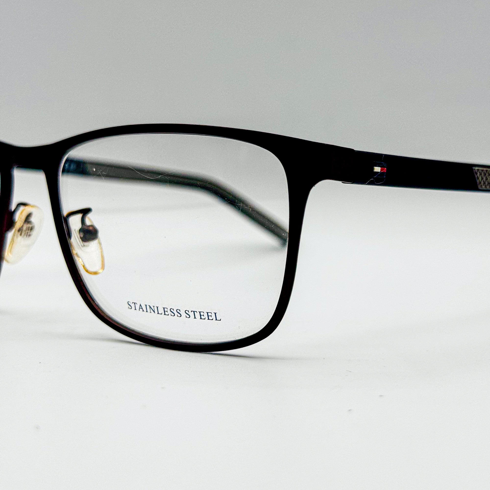 Tommy Hilfiger TF1576F