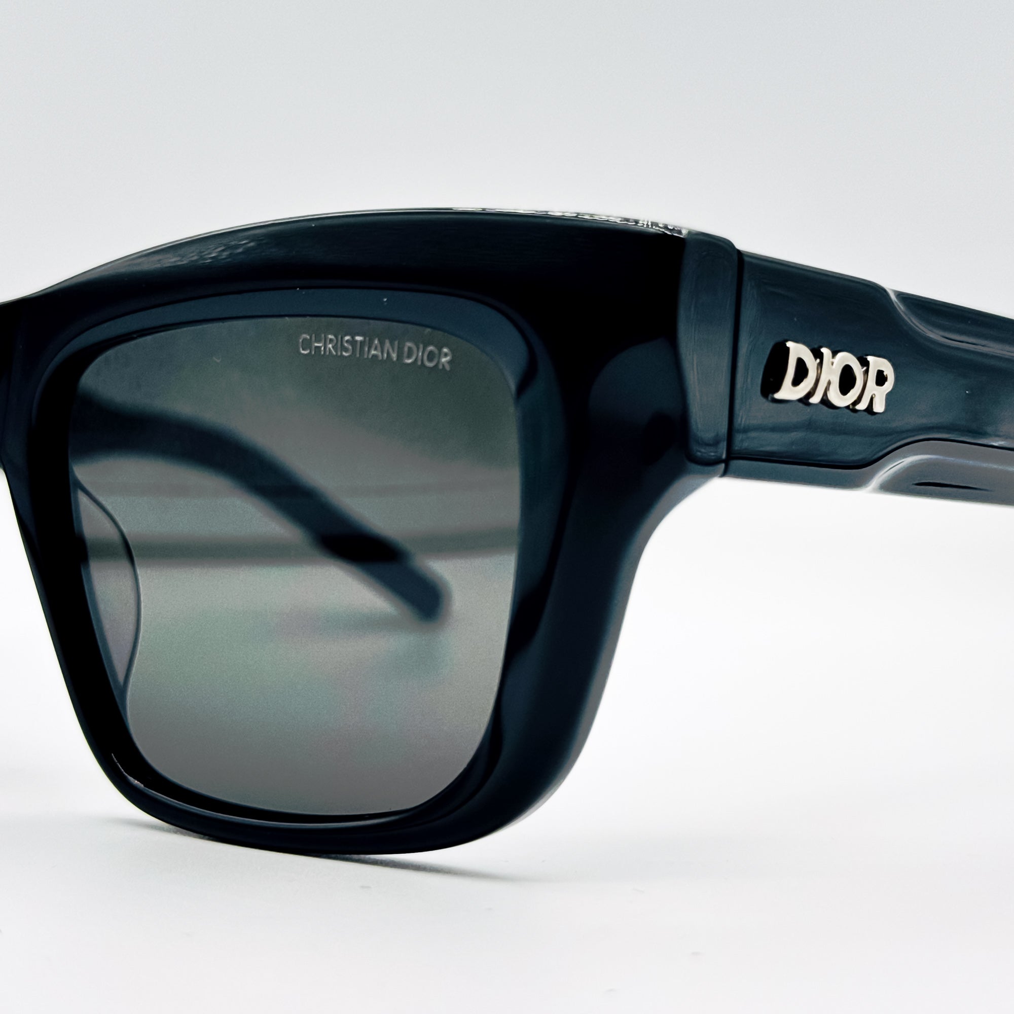 DIOR 2080