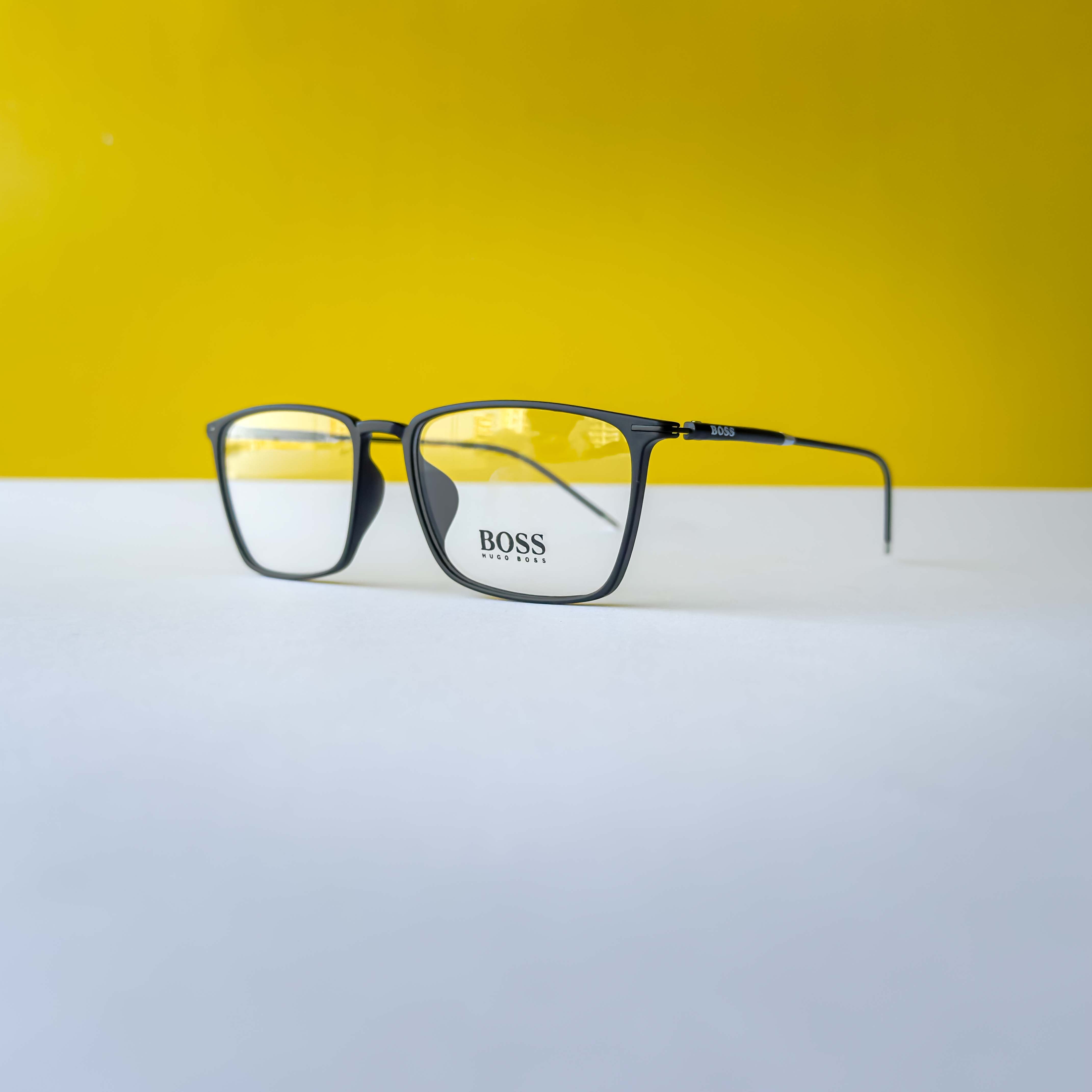 HUGO BOSS 1054