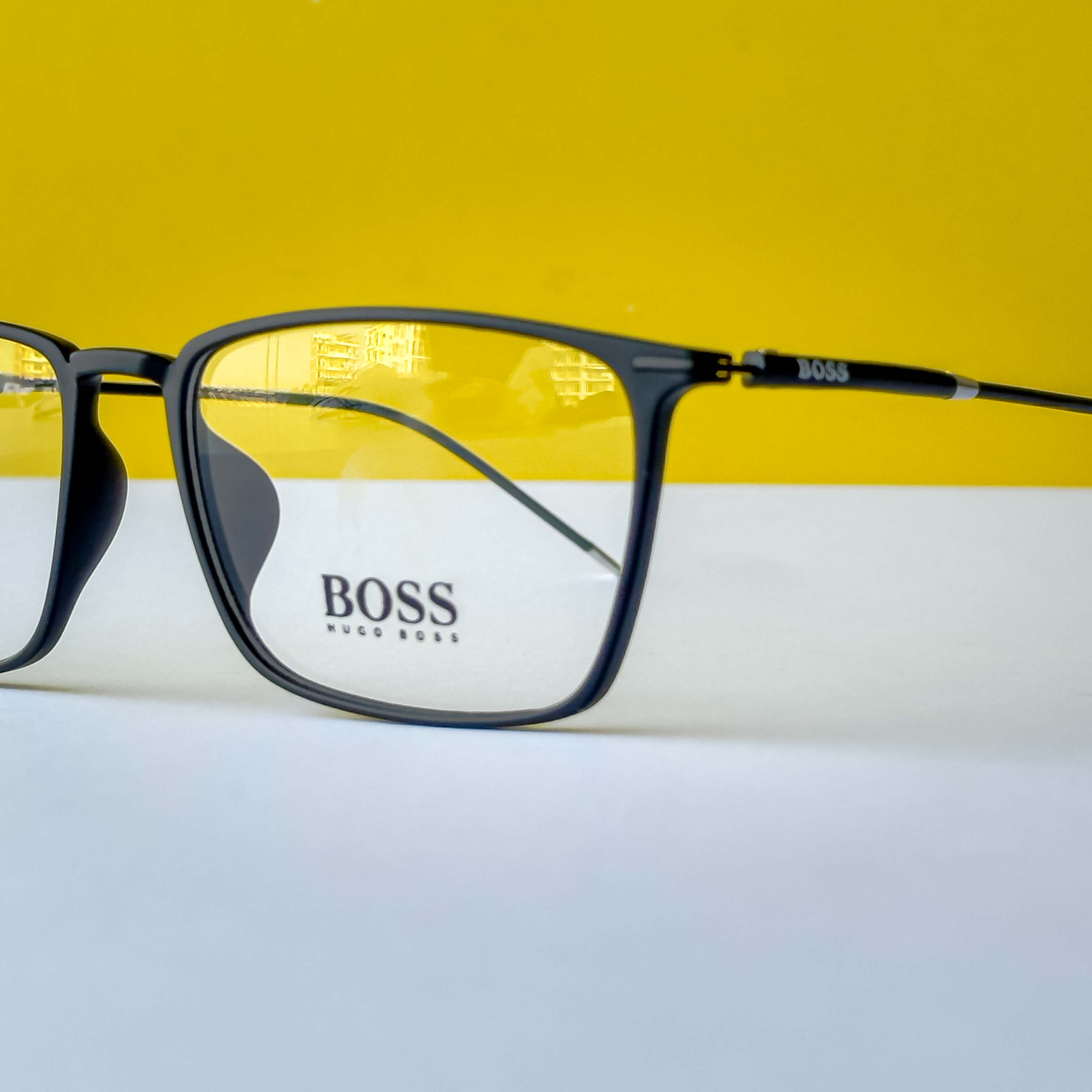 HUGO BOSS 1054