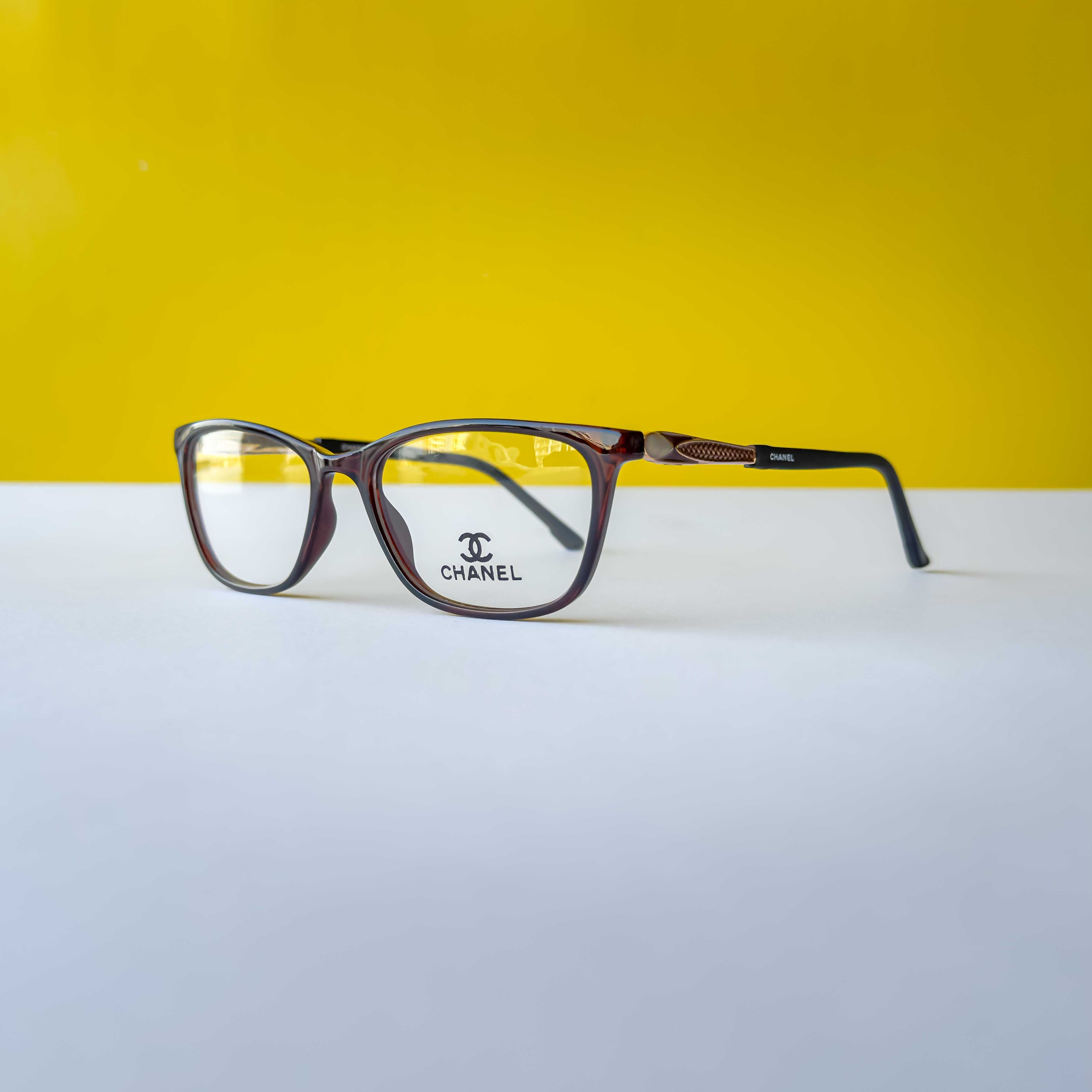 CHANEL 1068