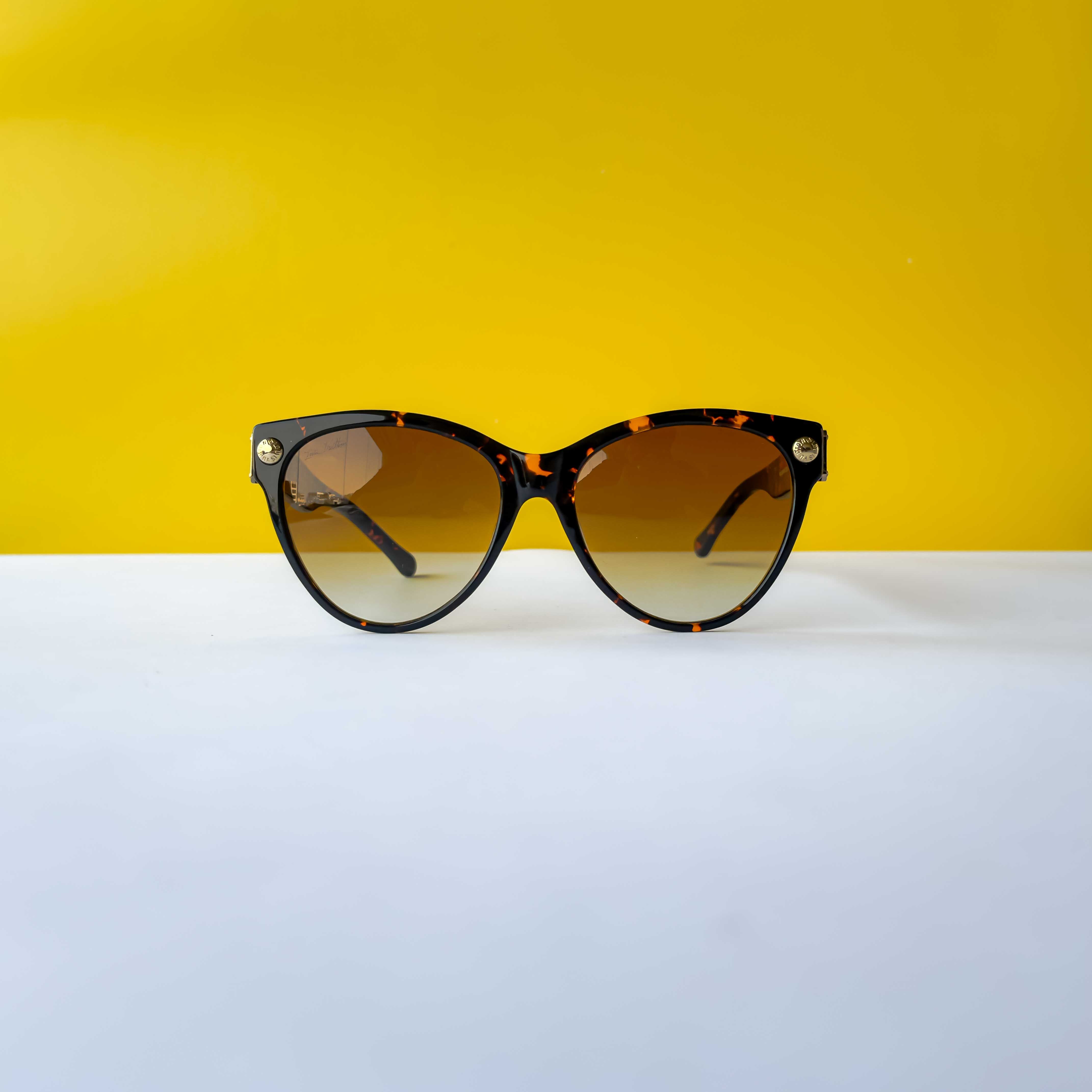 LOUIS VITTON Z2398E