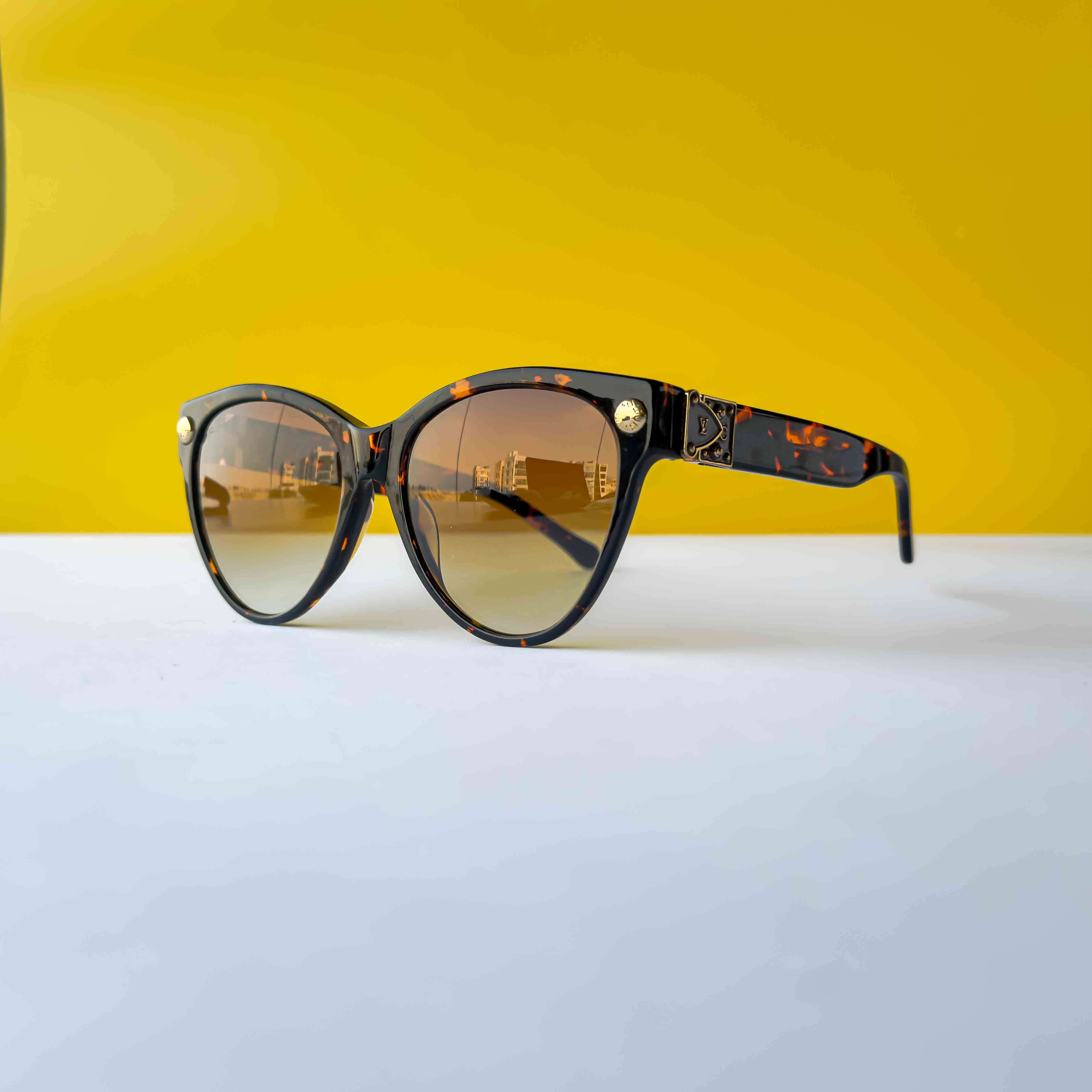 LOUIS VITTON Z2398E