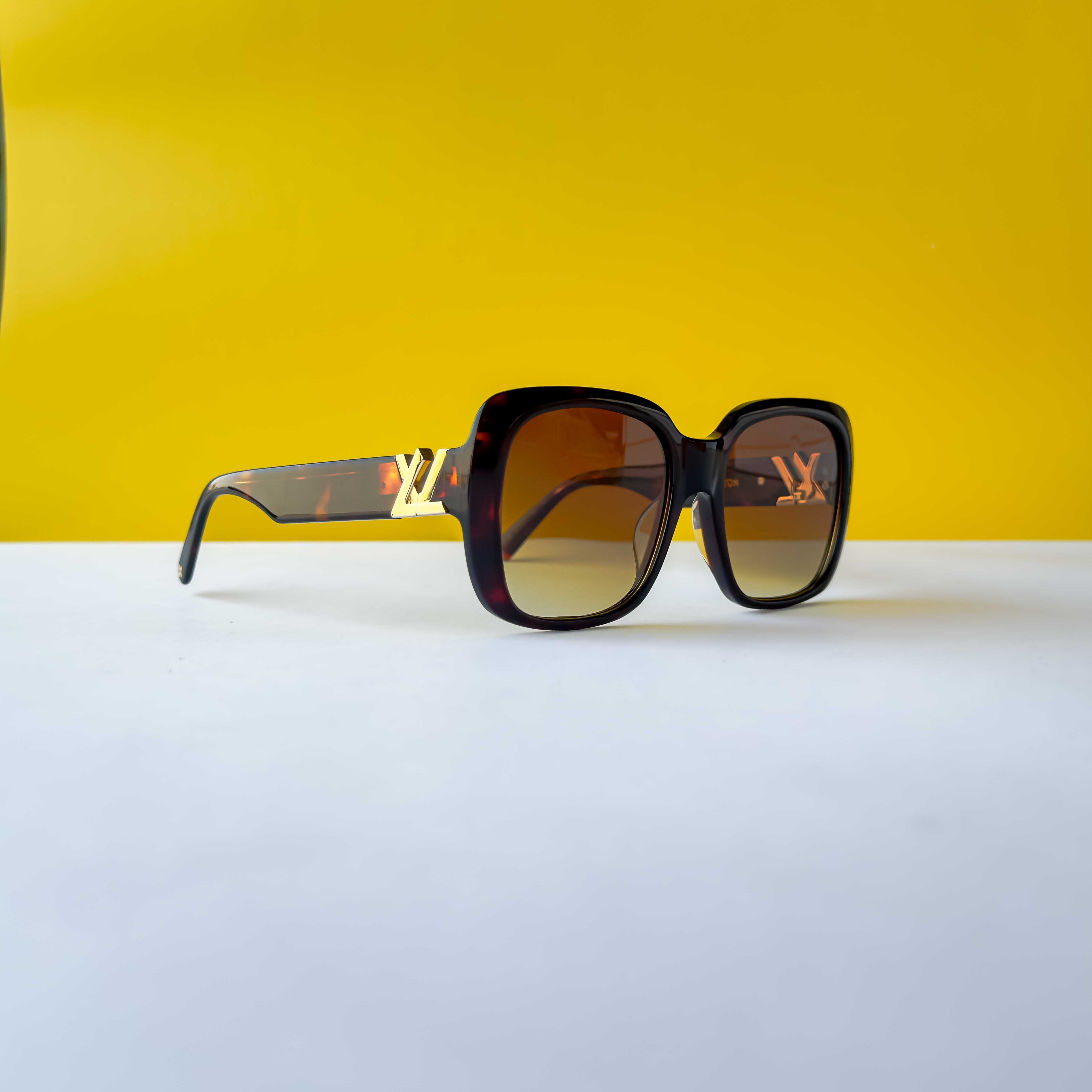 LOUIS VITTON Z2150E