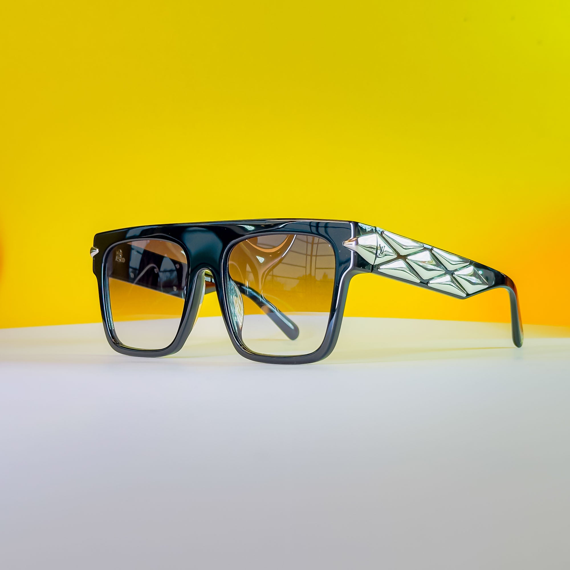 LOUIS VUITTON Z19990W